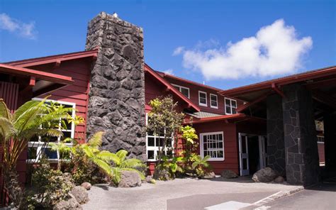 volcano house hotel
